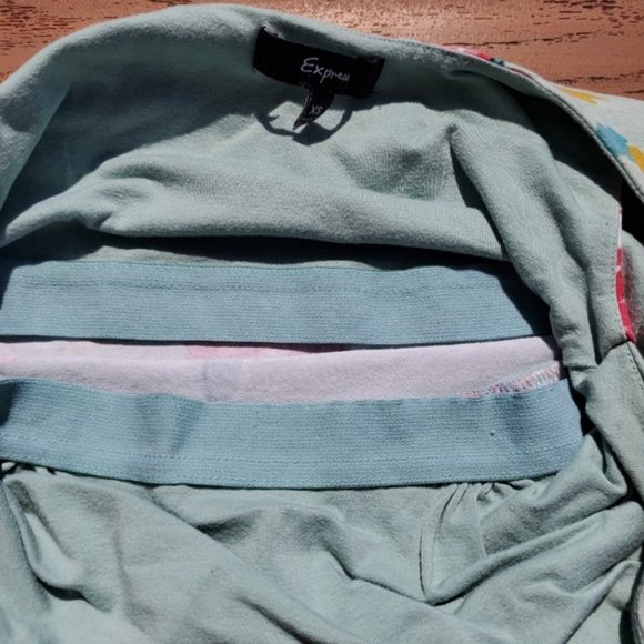 Express Pink Floral Green Tank Top Shelf Bra Poppy Shirt Casual Preppy Pastel XS - Picture 4 of 8